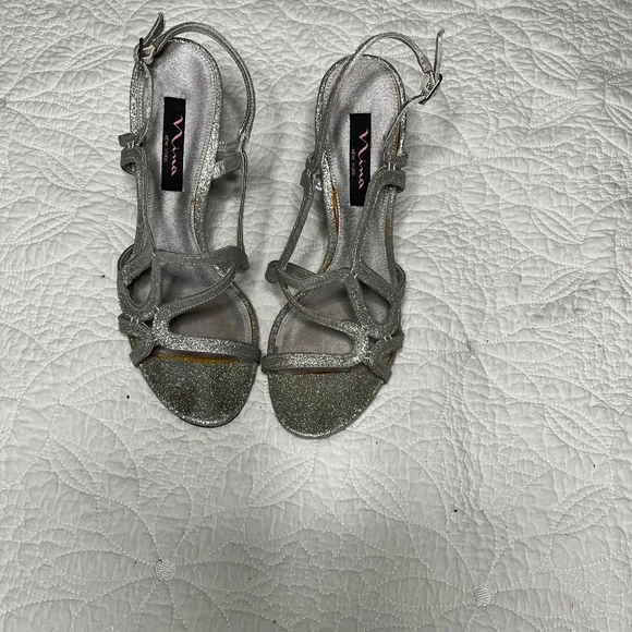 Nina | Shoes | Womans Silver Sequin Dress Shoe | Poshmark Nina | Shoes | Womans Silver Sequin Dress Shoe | Poshmark